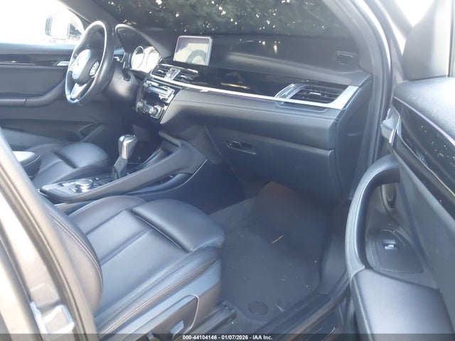 2019 BMW X2 WBXYJ3C52KEP77698 Photo 4