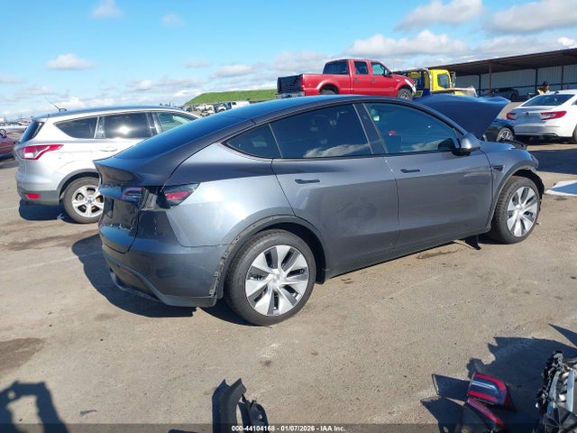 2023 TESLA MODEL Y 7SAYGDEE9PA128498 Photo 3