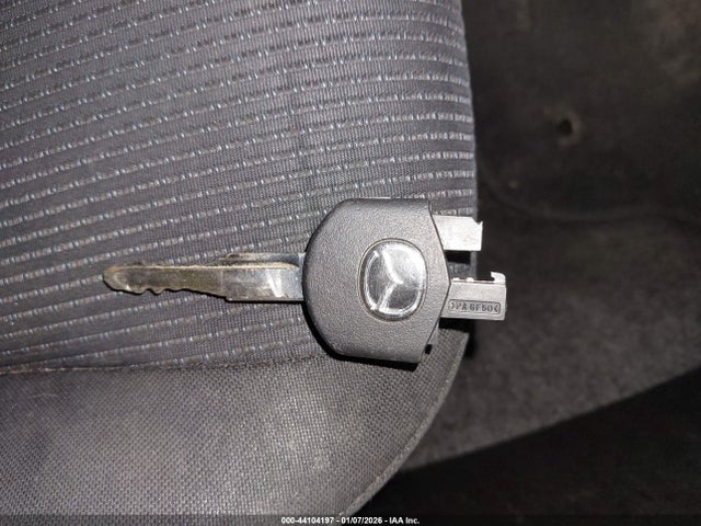 44104197 :رقم المزاد ، JM1BL1VF0B1487300 vin ، 2011 Mazda Mazda3 I Touring مزاد بيع