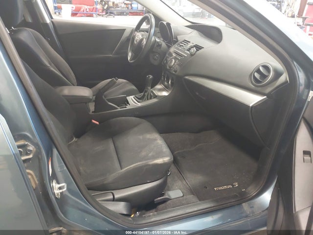 44104197 :رقم المزاد ، JM1BL1VF0B1487300 vin ، 2011 Mazda Mazda3 I Touring مزاد بيع