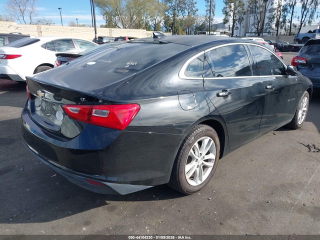 1G1ZD5ST0JF127533 Chevrolet MALIBU LT