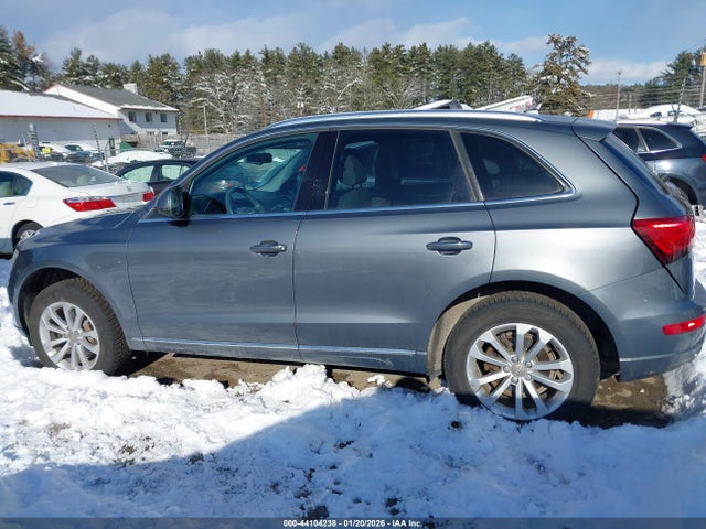 WA1LFAFP0FA048441 Audi Q5 2.0t Premium
