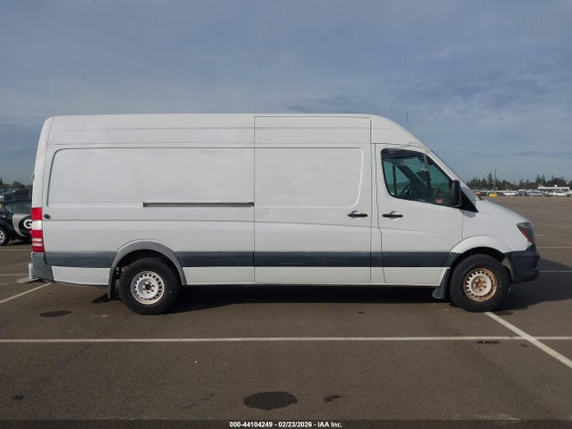 Mercedes-Benz Sprinter 2500 High Roof 2016 WD3PE8DD7GP363855 Image 13