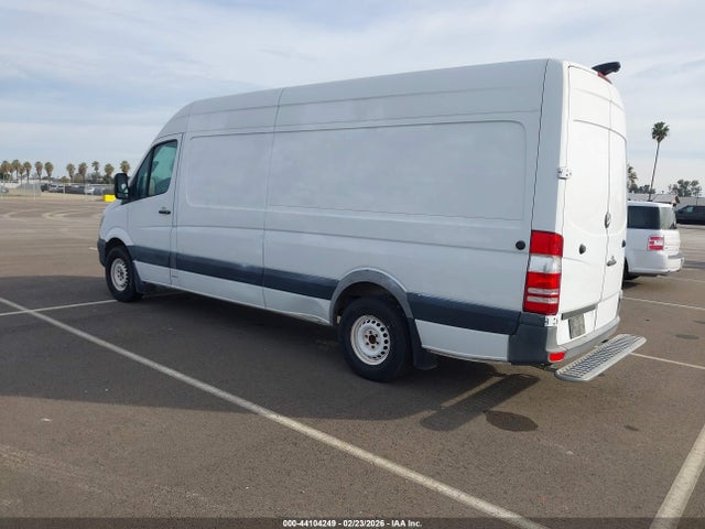 Mercedes-Benz Sprinter 2500 High Roof 2016 WD3PE8DD7GP363855 Image 3