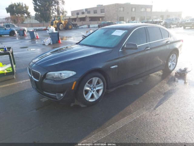 2011 BMW 528I WBAFR1C50BDS35083 Photo 1
