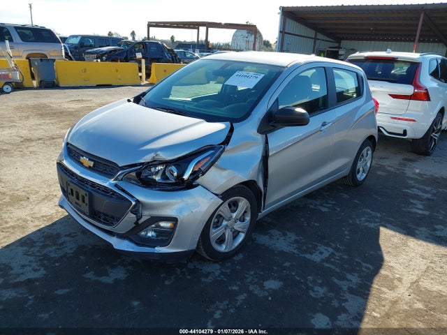 Chevrolet Spark Ls Cvt 2019 KL8CB6SA9KC815033 Image 2