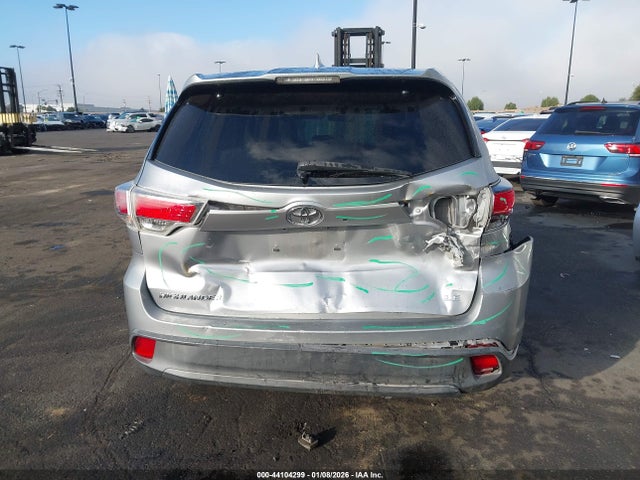 5TDZKRFH2FS080006 Toyota Highlander Le Plus V6