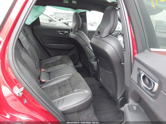 YV4A22RM7K1353183 Volvo Xc60 T6 R-design