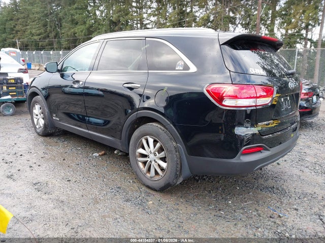 5XYPGDA57JG421821 KIA Sorento 3.3l Lx