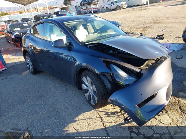 2022 TESLA MODEL Y 7SAYGDEE8NF555705 Photo 0