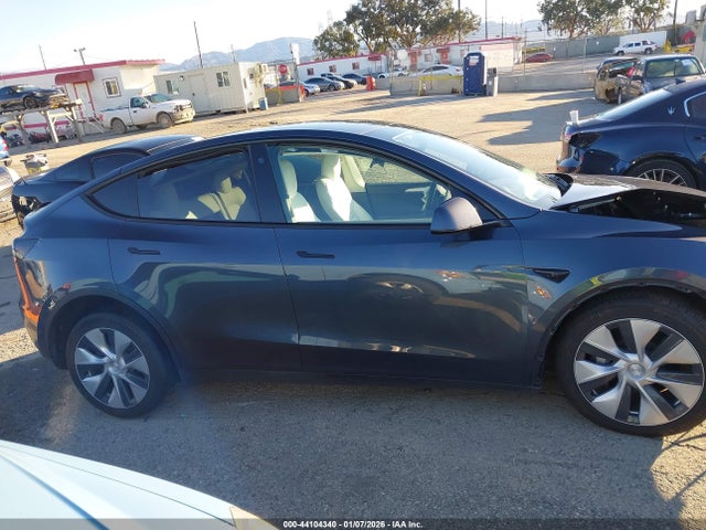 7SAYGDEE8NF555705 Tesla Model Y Long Range Dual Motor All-wheel Drive