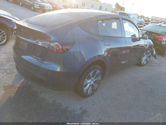 2022 TESLA MODEL Y 7SAYGDEE8NF555705 Photo 3