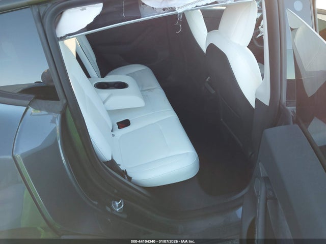 2022 TESLA MODEL Y 7SAYGDEE8NF555705 Photo 7