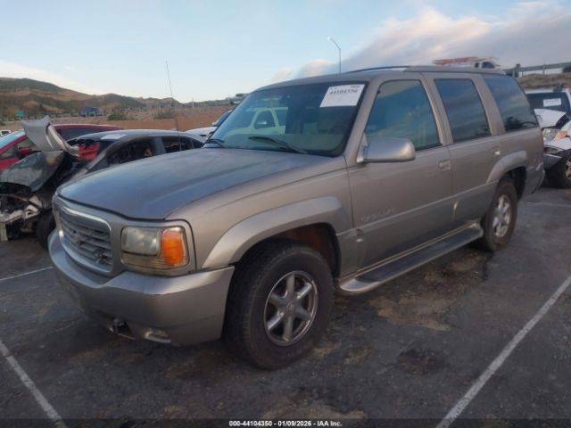 2000 CADILLAC ESCALADE 1GYEK13R7YR102901 Photo 1