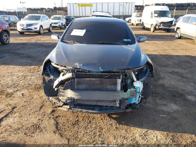 1G1ZD5ST5JF253290 Chevrolet MALIBU LT