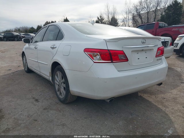 2011 LEXUS ES 350 JTHBK1EG2B2466842 Photo 2