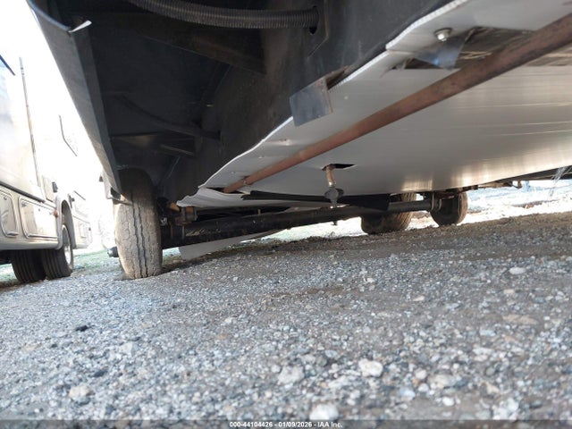 4X4FPUF28GP057905 Palomino 5th Wheel