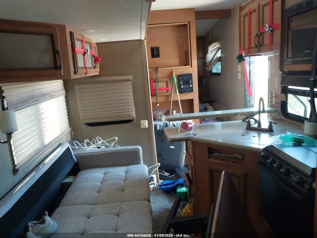 4X4FPUF28GP057905 Palomino 5th Wheel