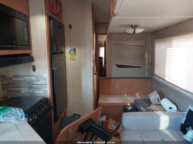 4X4FPUF28GP057905 Palomino 5th Wheel