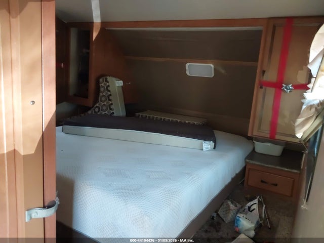 4X4FPUF28GP057905 Palomino 5th Wheel