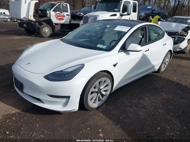2022 TESLA MODEL 3 5YJ3E1EB4NF275667 Photo 1