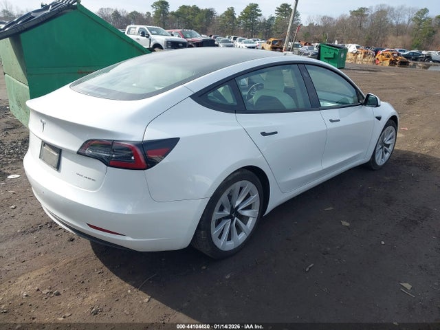 2022 TESLA MODEL 3 5YJ3E1EB4NF275667 Photo 3