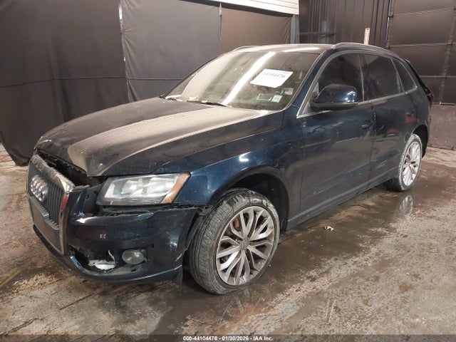 2011 AUDI Q5 WA1CFAFP2BA102350 Photo 1