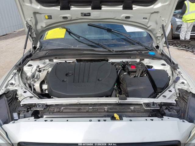 2022 VOLVO S60 7JRL12FZXNG157854 Photo 9