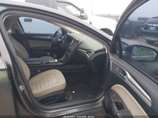 2020 FORD FUSION 3FA6P0G7XLR148241 Photo 4