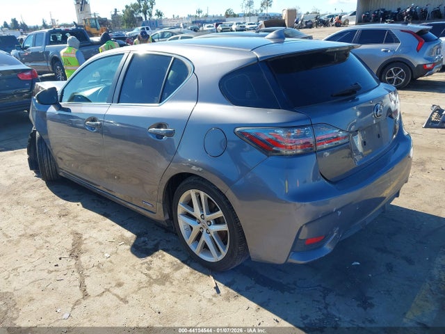 2016 LEXUS CT 200H JTHKD5BH8G2271804 Photo 2