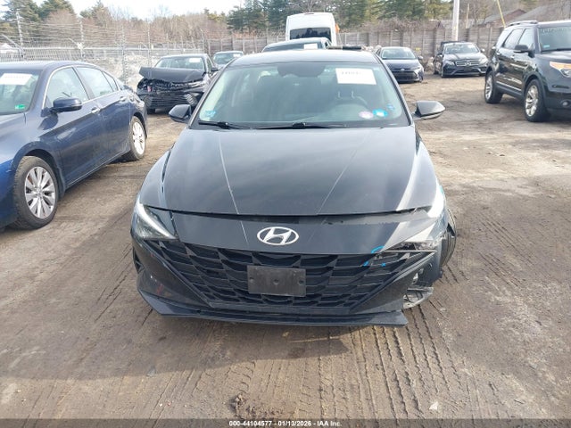 KMHLM4AG7NU220400 Hyundai ELANTRA SEL