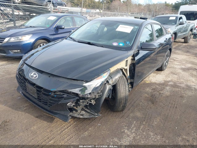 KMHLM4AG7NU220400 Hyundai ELANTRA SEL