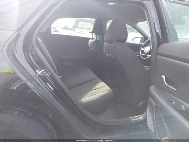 KMHLM4AG7NU220400 Hyundai ELANTRA SEL