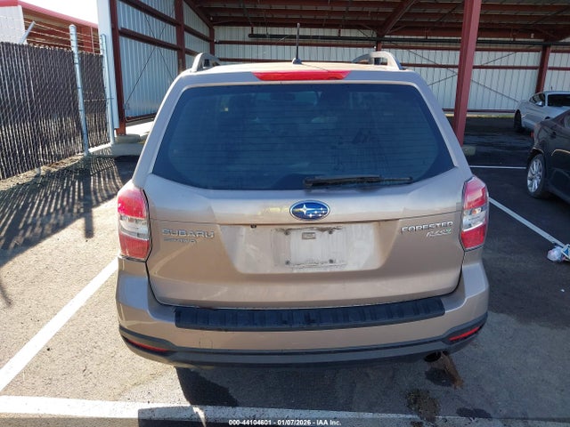 Subaru Forester 2.5i Premium 2015 JF2SJADC3FG814418 Image 17