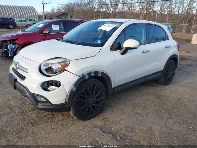 2016 FIAT 500X ZFBCFYCT4GP496778 Photo 1