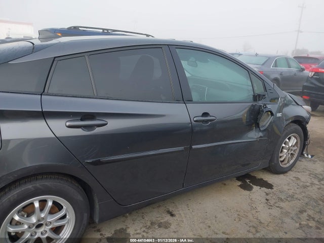 Toyota Prius Prime Plus 2018 JTDKARFP7J3095221 Image 14