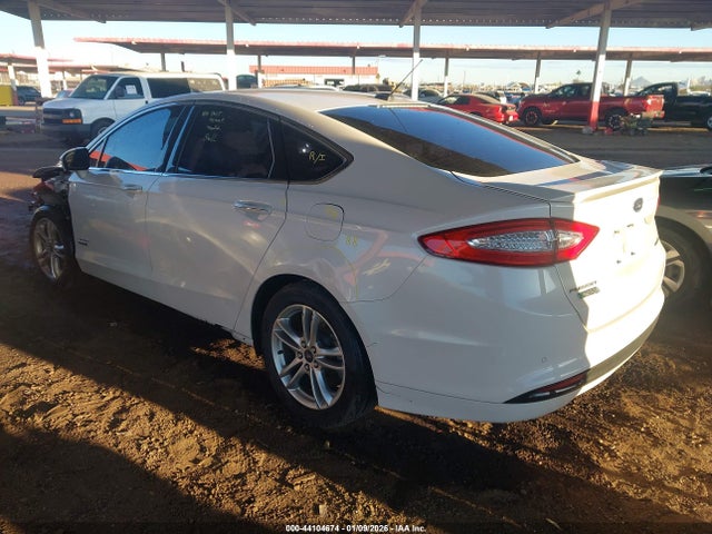 Ford Fusion Energi Titanium 2016 3FA6P0SU6GR173463 Image 3