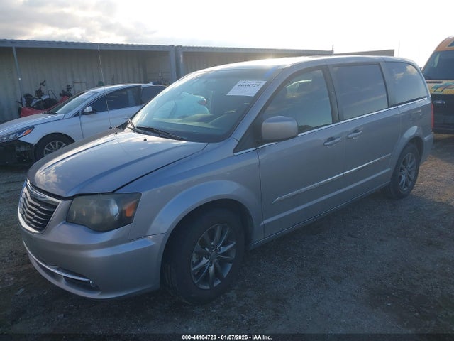 2C4RC1HG7FR638959 Chrysler Town &amp; Country S