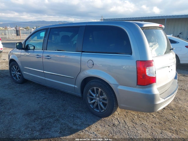 2C4RC1HG7FR638959 Chrysler Town &amp; Country S