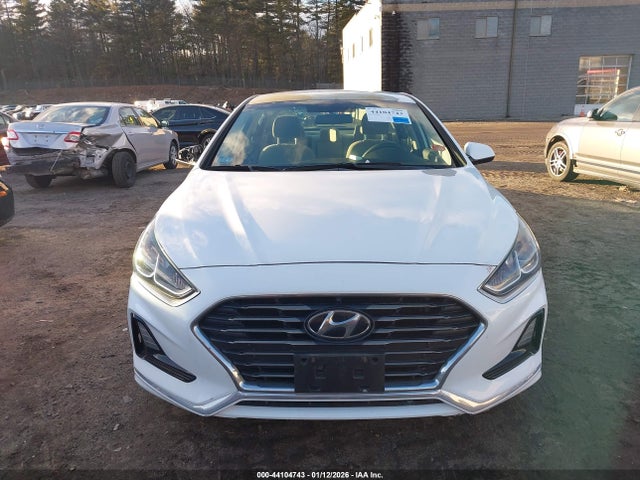 5NPE24AF3JH679132 Hyundai SONATA SE