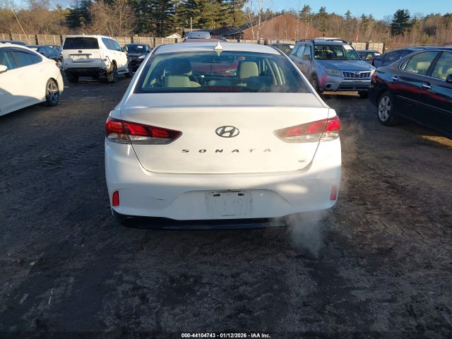 5NPE24AF3JH679132 Hyundai SONATA SE