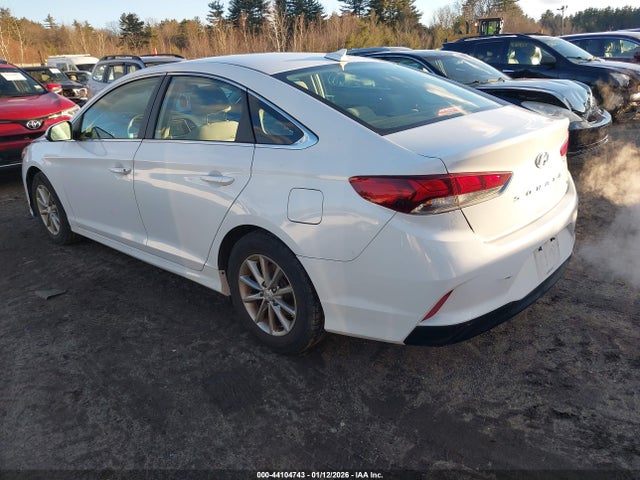 5NPE24AF3JH679132 Hyundai SONATA SE