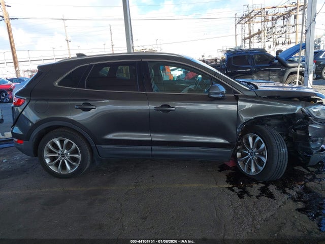 5LMCJ2C94JUL29335 Lincoln MKC SELECT