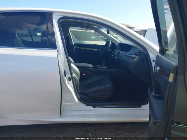 Продажа на аукционе авто 2013 Lexus Gs 350, vin: JTHBE1BL2D5020734, номер лота: 44104753