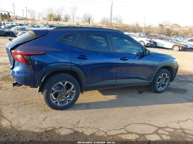 KL77LHE28RC025316 Chevrolet Trax Fwd Lt