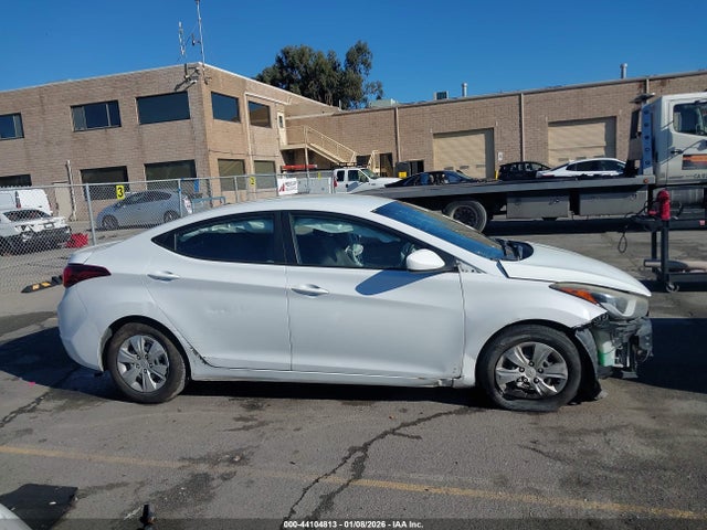 Hyundai ELANTRA SE 2016 5NPDH4AE5GH765617 Image 13