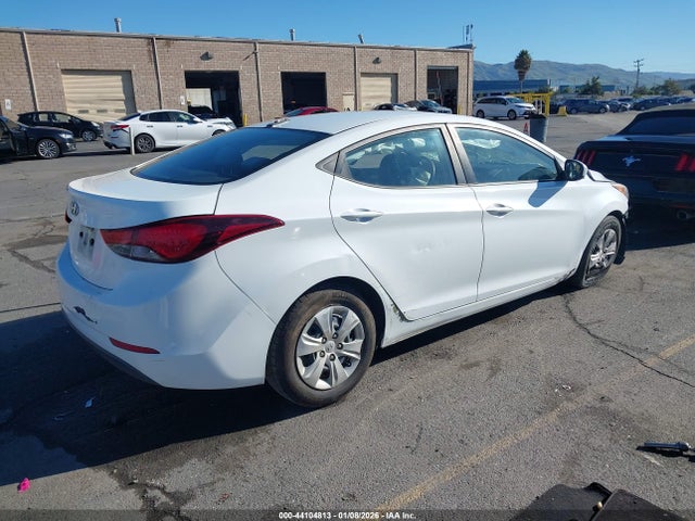 Hyundai ELANTRA SE 2016 5NPDH4AE5GH765617 Image 4