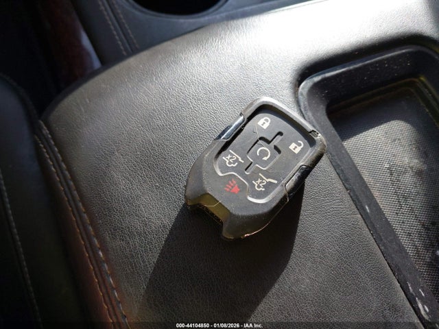 1GKS2GKJ5KR226992 GMC Yukon Xl Slt
