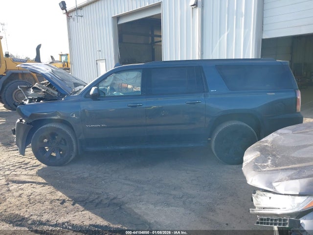1GKS2GKJ5KR226992 GMC Yukon Xl Slt