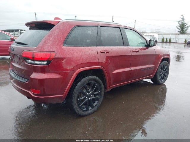 1C4RJEAG4JC391697 Jeep Grand Cherokee Altitude 4x2